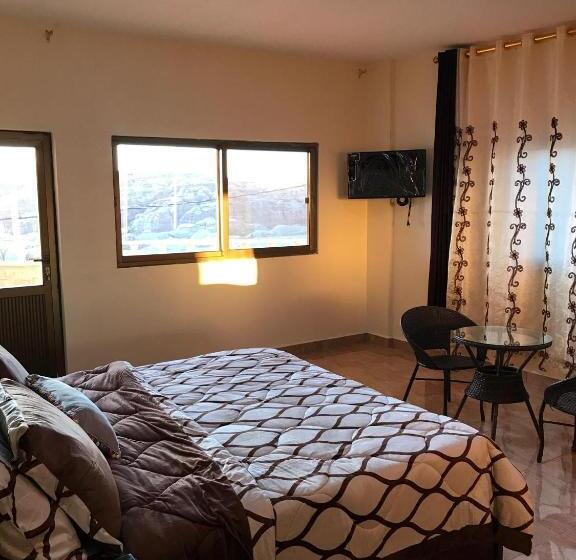 تختخواب و صبحانه Esperanza Petra