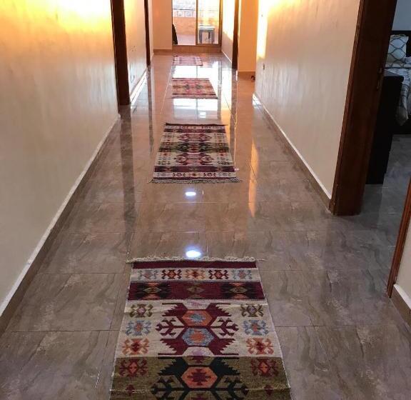 تختخواب و صبحانه Esperanza Petra