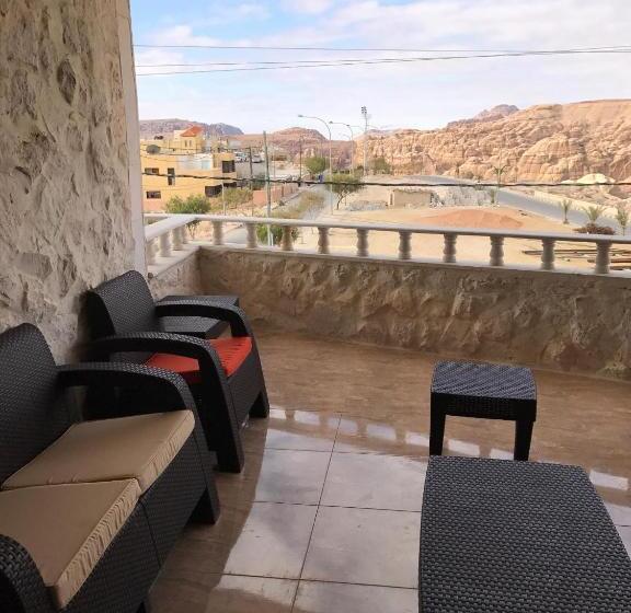 تختخواب و صبحانه Esperanza Petra