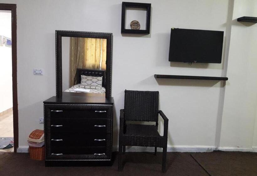 تختخواب و صبحانه Esperanza Petra