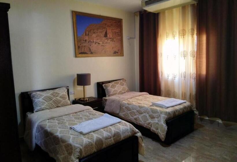 تختخواب و صبحانه Esperanza Petra