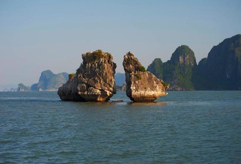 تختخواب و صبحانه Hạ Long Lily Homestay