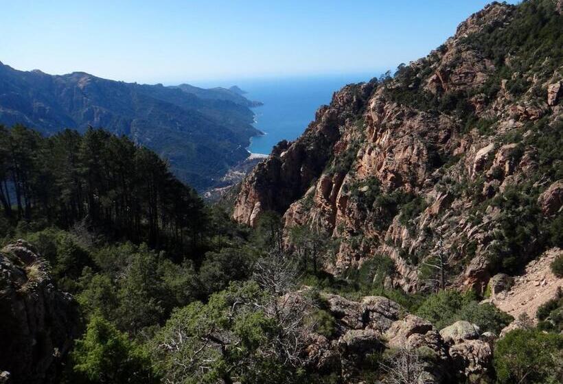 住宿加早餐  Au Village