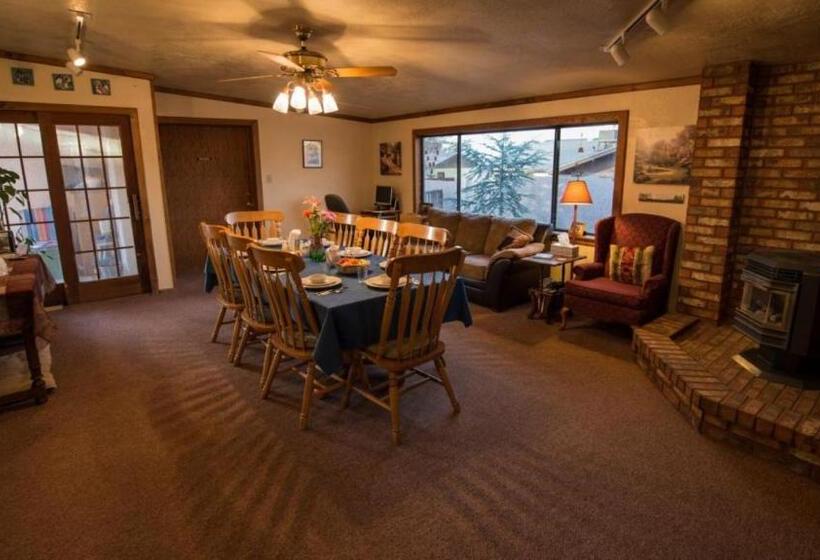 Canyon Colors Bed And Breakfast