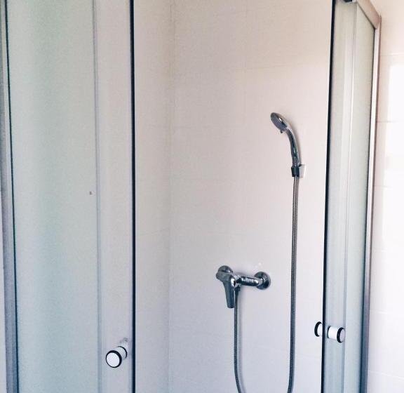 Capsularhouse Hostel