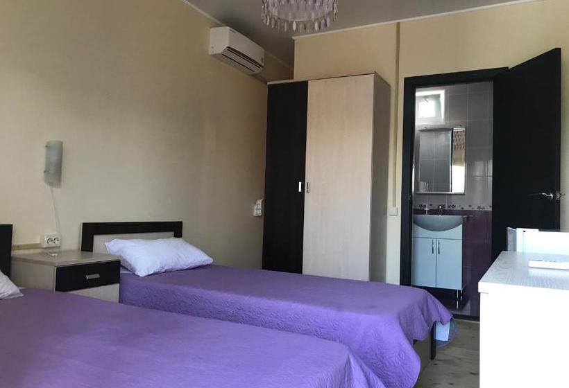 هتل отель семь гор