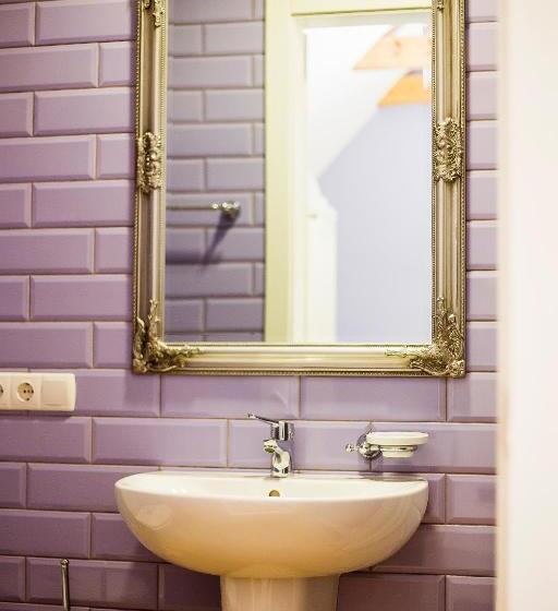 Hotel гриль станція