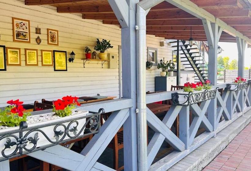 Hotel гриль станція