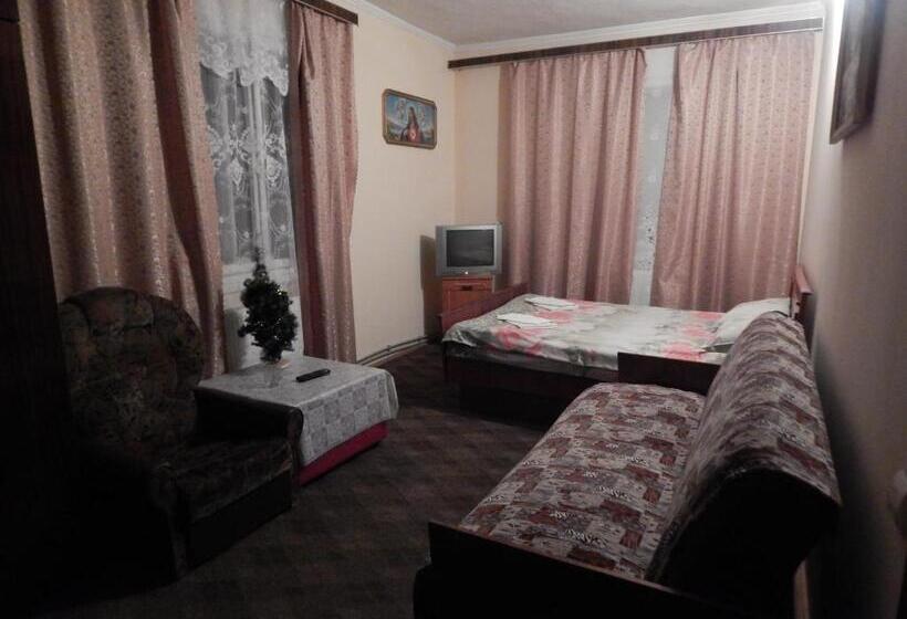 هتل садиба достаток