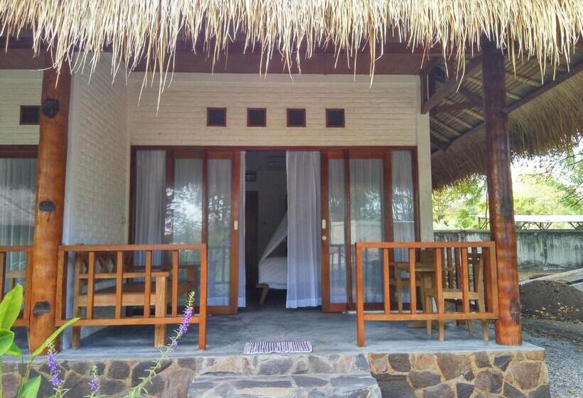 בית מלון כפרי Amrita Maumere Resort