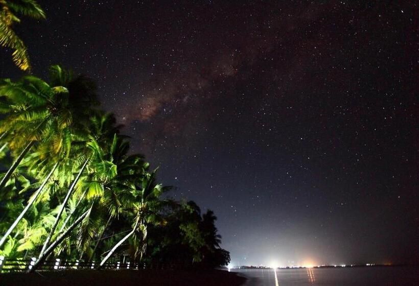 בית מלון כפרי Amrita Maumere Resort