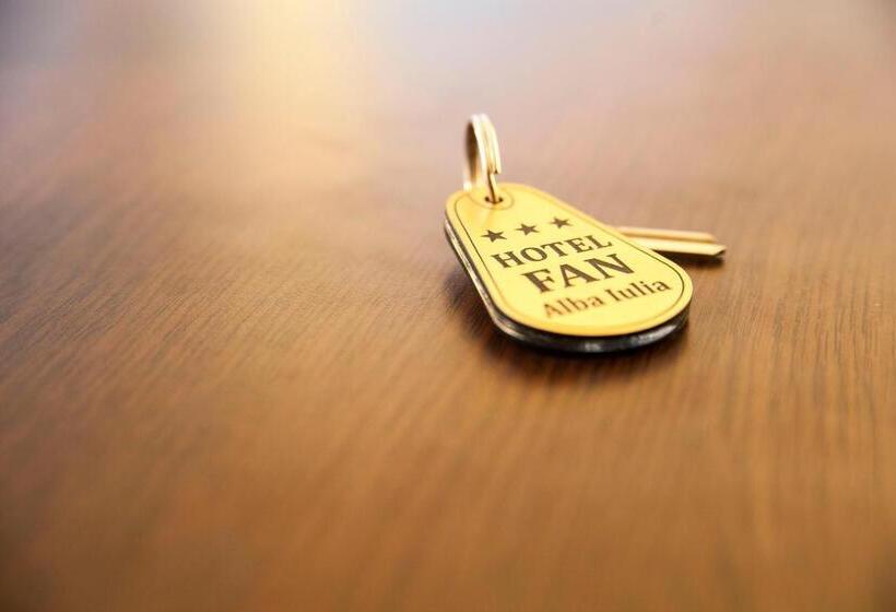 ホテル Cazare Fan