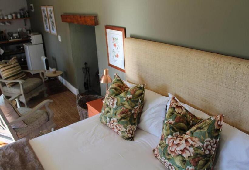 فندق Cheverells Farm