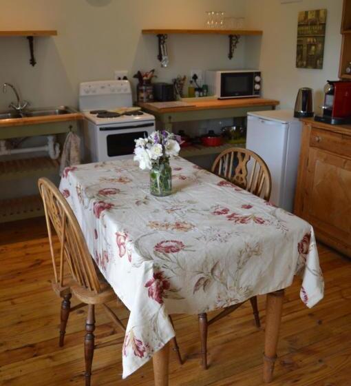 فندق Cheverells Farm