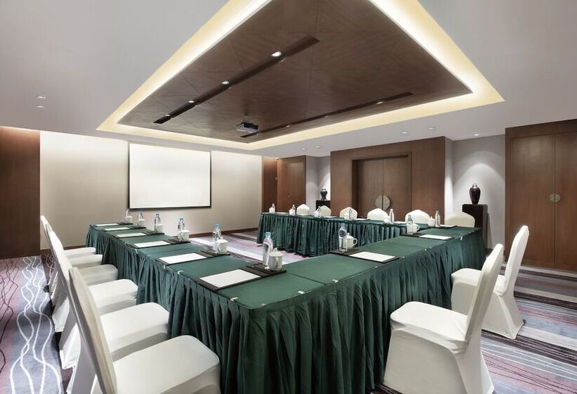 Hotel Crowne Plaza Yading By Ihg