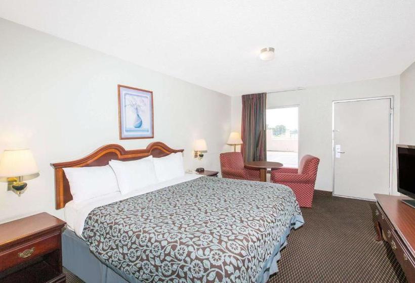 فندق Days Inn By Wyndham West Point