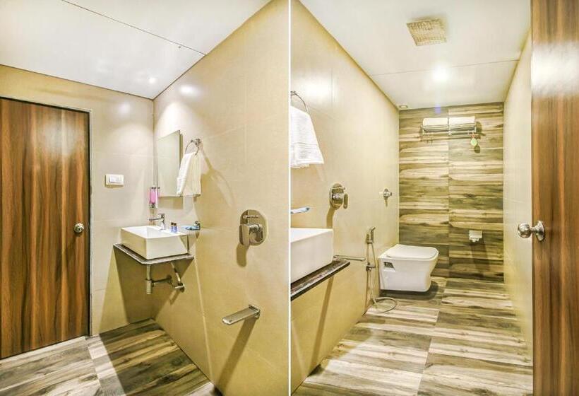 Fabhotel Axis International   Nr Mumbai International Airport