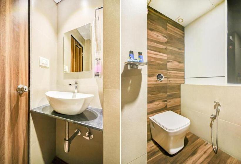 Fabhotel Axis International   Nr Mumbai International Airport