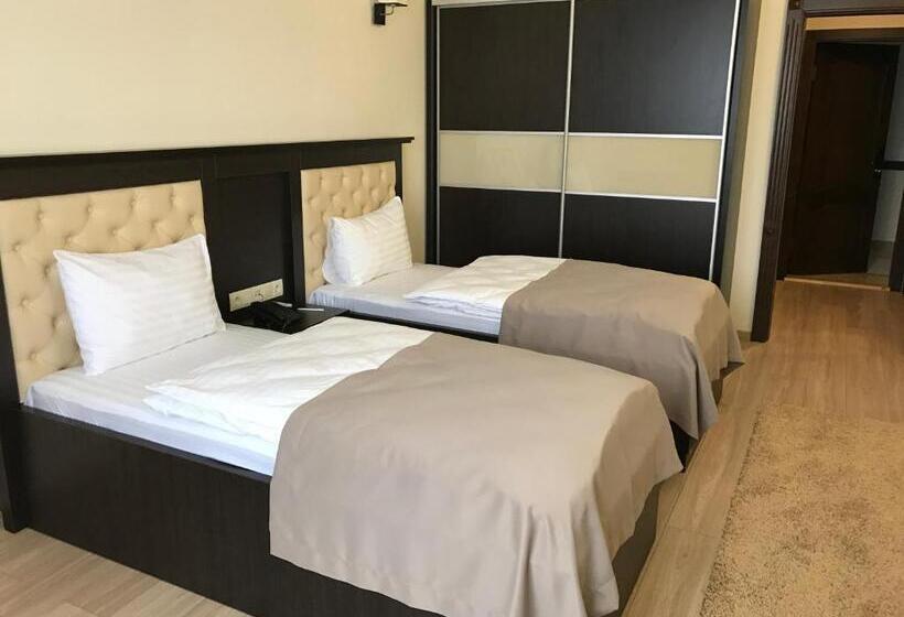 בית מלון כפרי Ferdinand