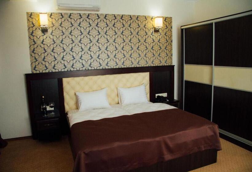 בית מלון כפרי Ferdinand