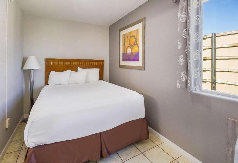 فندق Rodeway Inn