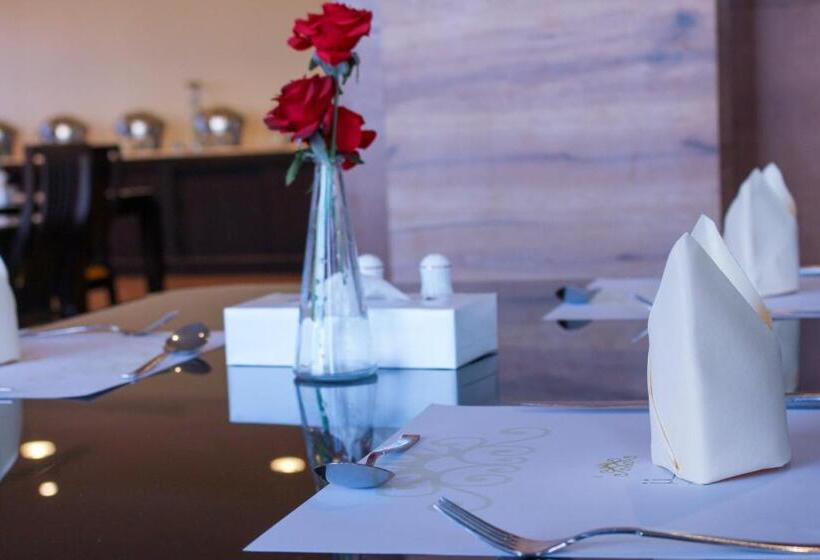 בית מלון כפרי Rollins