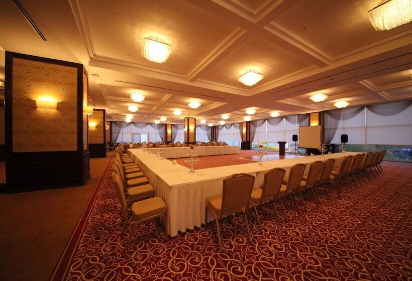 בית מלון כפרי Safa Sorgun Thermal