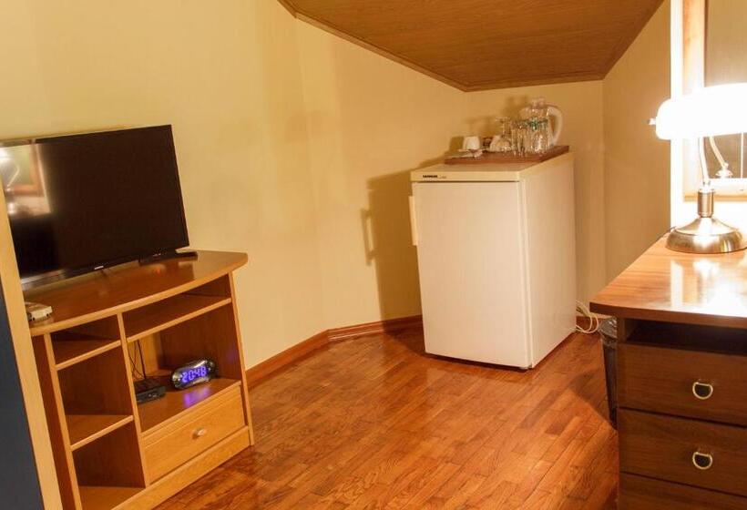 هتل Starye Bendery