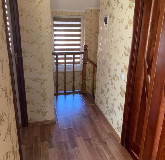 Отель U Zubrytskyh