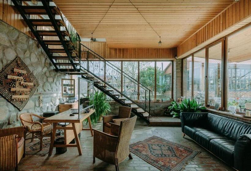 هتل & Wine Cellar Arge