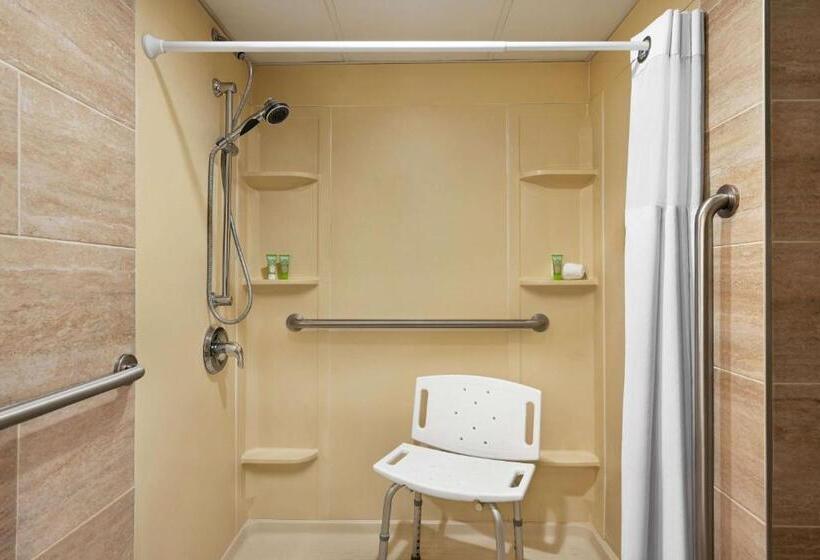 فندق Wyndham Garden Totowa