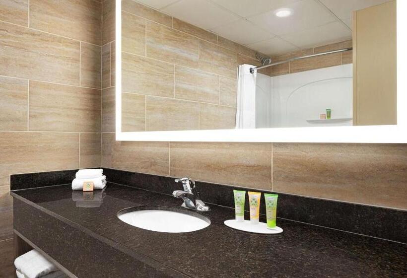 فندق Wyndham Garden Totowa