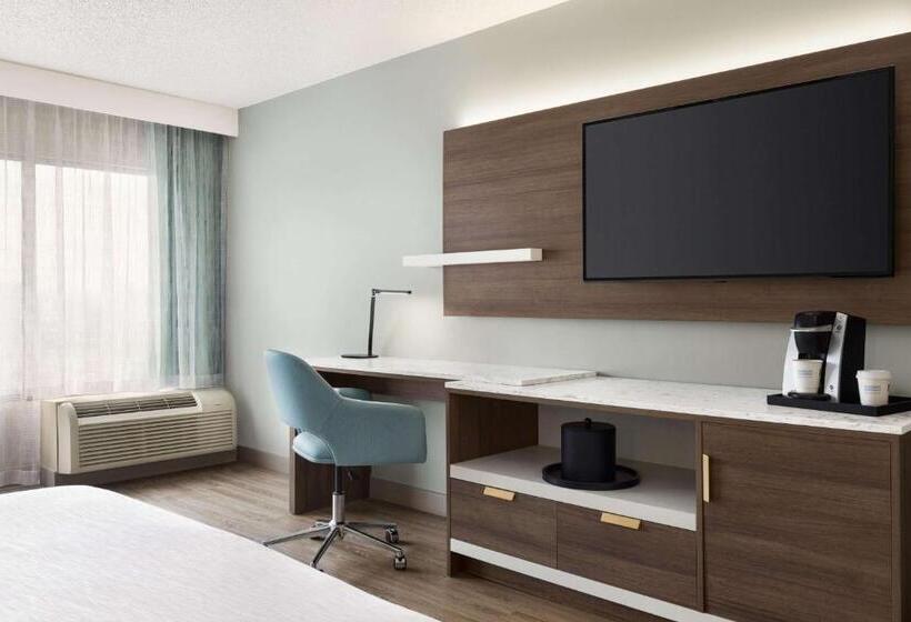 فندق Wyndham Garden Totowa