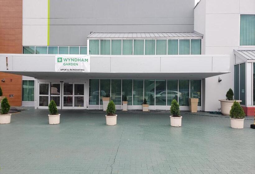 فندق Wyndham Garden Totowa