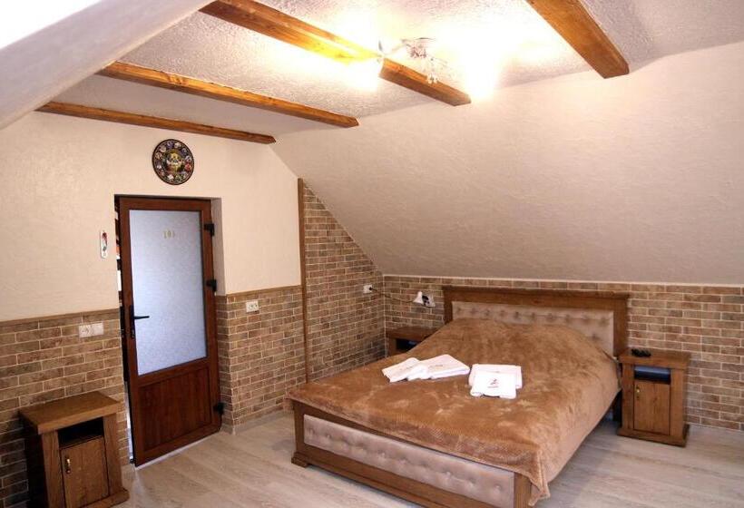 בית מלון כפרי Zatyshok Nad Prutom