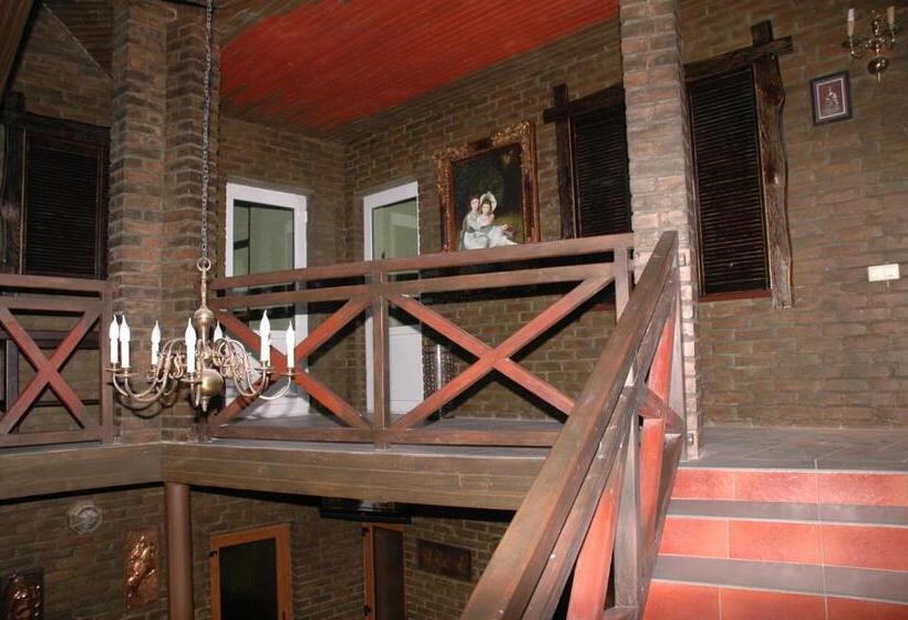 Motel гостинний двір