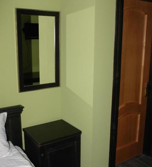 Motel гостинний двір