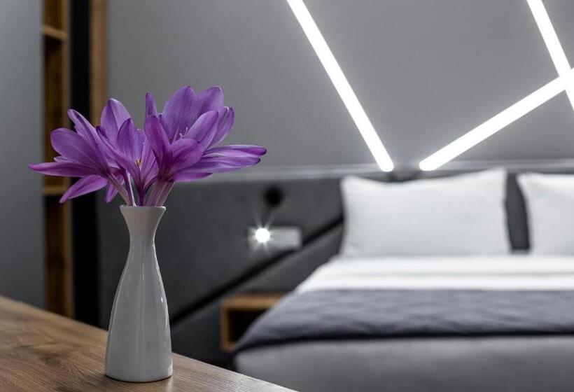 مُتل Otaman Resort