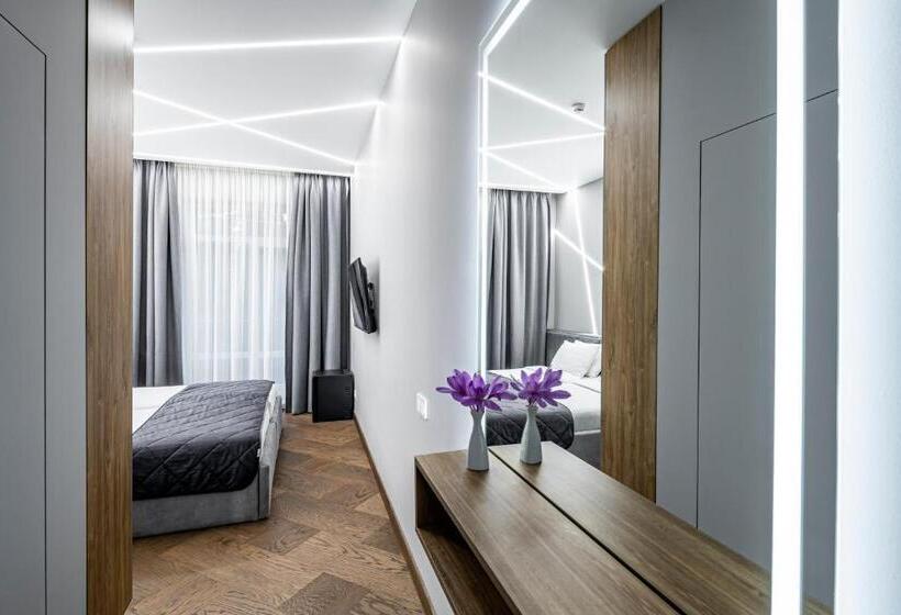 مُتل Otaman Resort