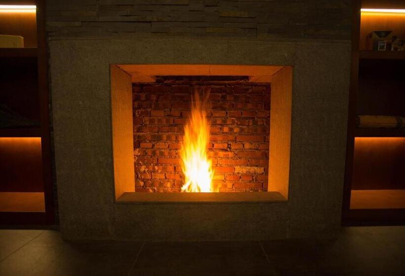 膳宿费 All Seasons Lodge