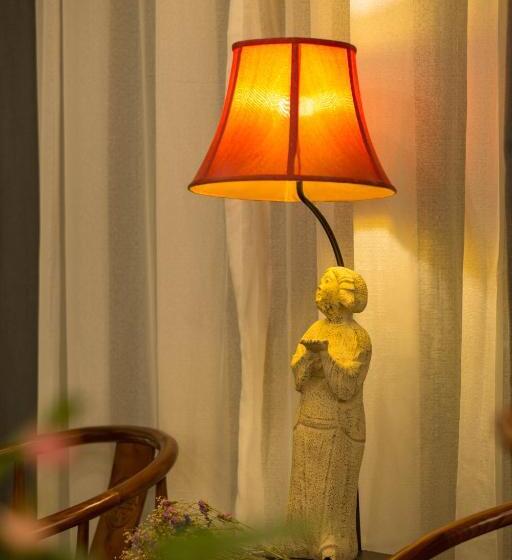 膳宿费 All Seasons Lodge