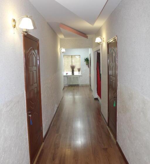 پانسیون Guest House Emily