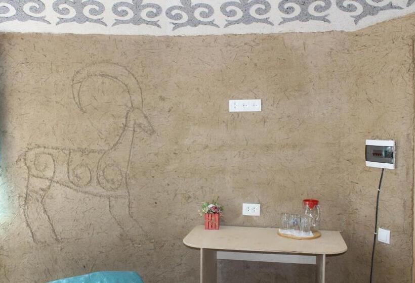 پانسیون Guest House Emily