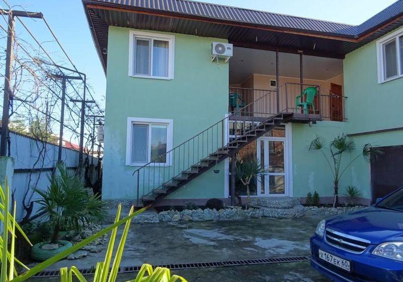 پانسیون Guest House Greenhouse