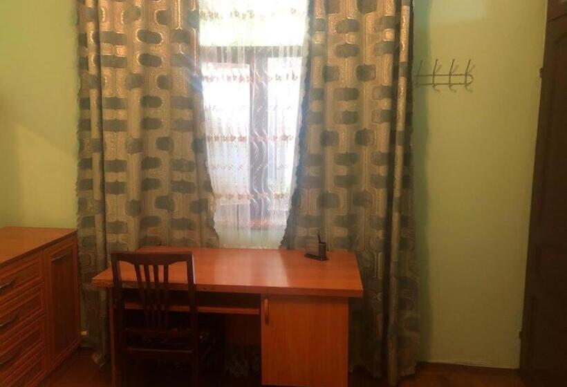 پانسیون Guest House Vip