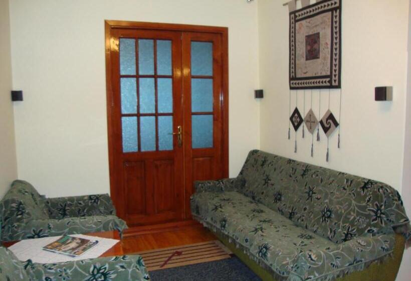 پانسیون Guest House Vip