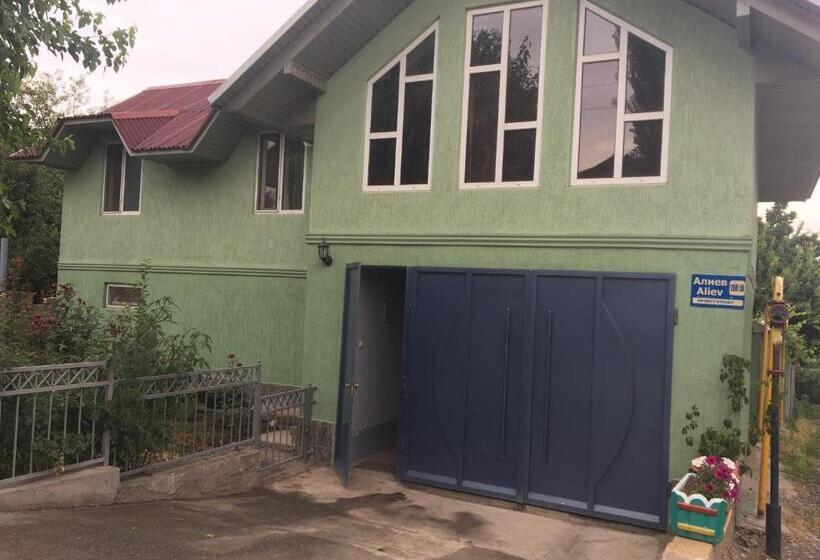 پانسیون Guest House Vip