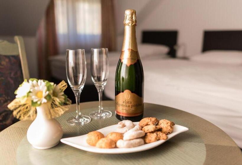 پانسیون Guesthouse Haler