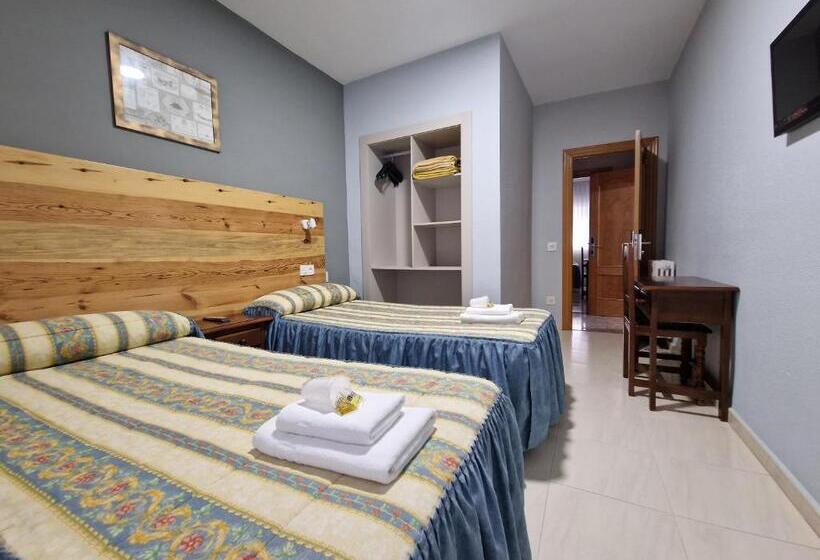 Пансион Hostal Soto