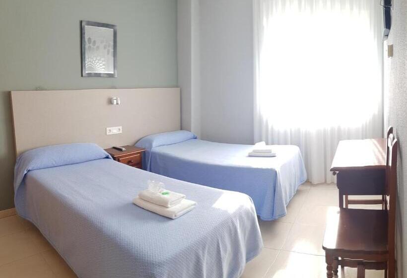 Пансион Hostal Soto